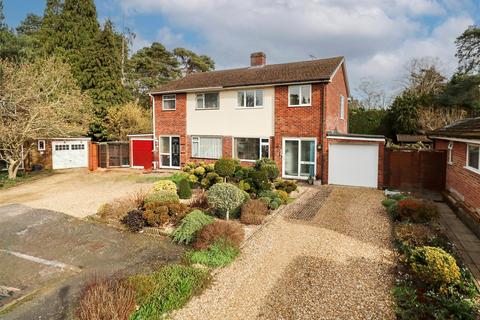 undefined, Compton Close, Church Crookham GU52