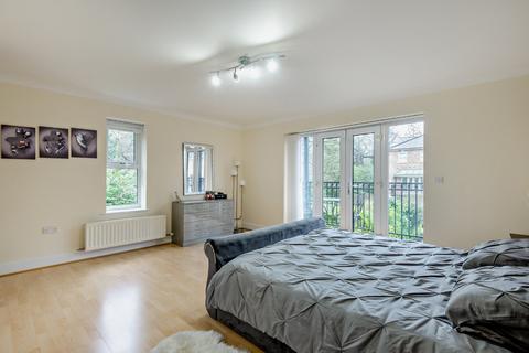 undefined, St. James Gate, Ascot, Berkshire