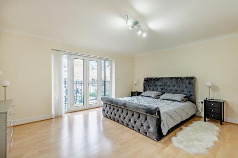 undefined, St. James Gate, Ascot, Berkshire