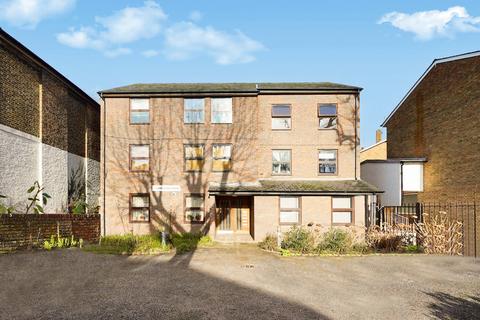1 bedroom flat for sale, Cavendish Road, Brondesbury, London, NW6