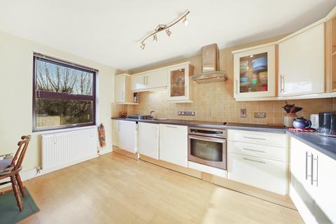 1 bedroom flat for sale, Cavendish Road, Brondesbury, London, NW6
