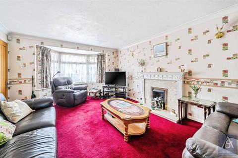undefined, Willow Drive, Buckinghamshire MK18