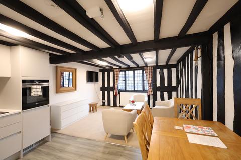 1 bedroom flat to rent, High street, Central, Stratford-upon-Avon, CV37