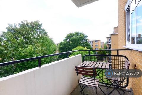 2 bedroom flat to rent, Dan Bryant House, London, SW12