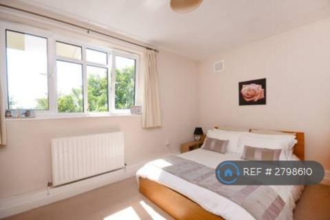 2 bedroom flat to rent, Dan Bryant House, London, SW12