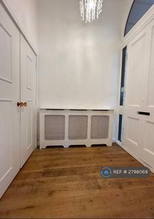 2 bedroom flat to rent, Porchester Square, London, W2