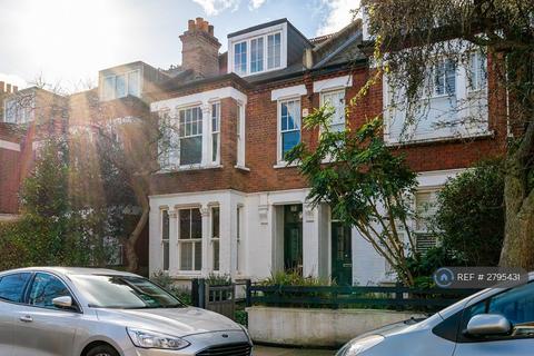 4 bedroom terraced house to rent, Upstall St, London, SE5