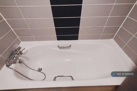 undefined, Benson Close, Luton, LU3