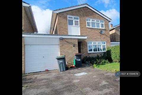 3 bedroom detached house to rent, Benson Close, Luton, LU3