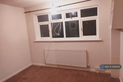 3 bedroom detached house to rent, Benson Close, Luton, LU3