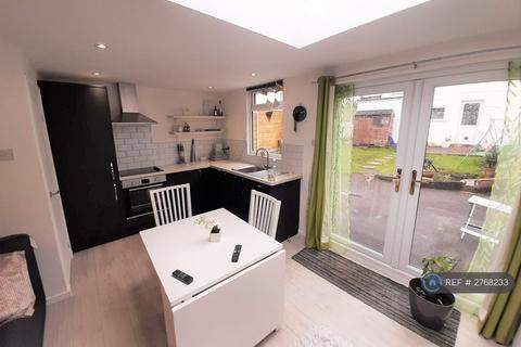 undefined, Kingswell Road, Bournemouth, BH10