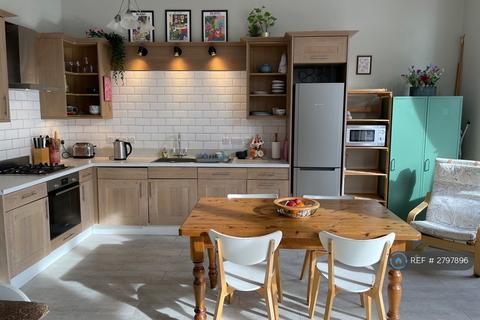 2 bedroom flat to rent, Whitechapel Road, London, E1