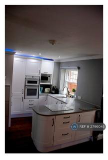 4 bedroom detached house to rent, Rhododendron Avenue, Gravesend, DA13
