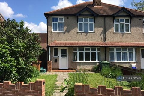 1 bedroom flat to rent, Cheam Common Road, Worcester Park, KT4