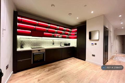 2 bedroom flat to rent, Amelia House, London, E14