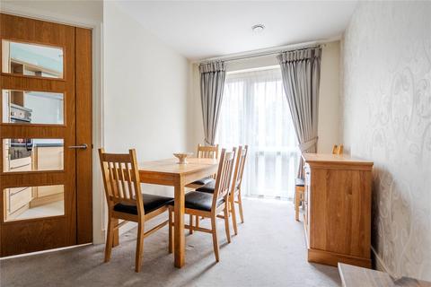 undefined, Elliot Court, Dustable LU6