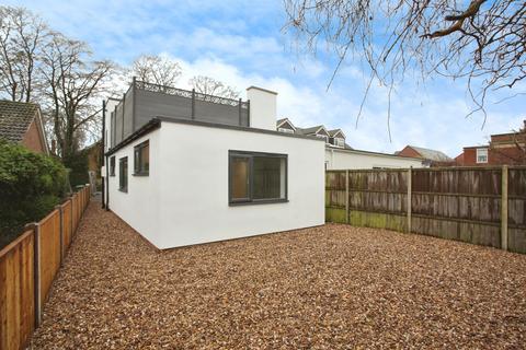 3 bedroom detached house for sale, Dunsmore Avenue, Hillmorton, Rugby, CV22