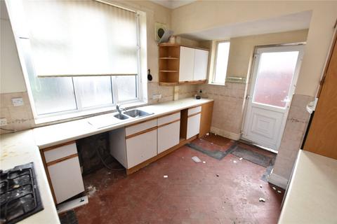 3 bedroom semi-detached house for sale, Pontefract Road, Castleford, West Yorkshire