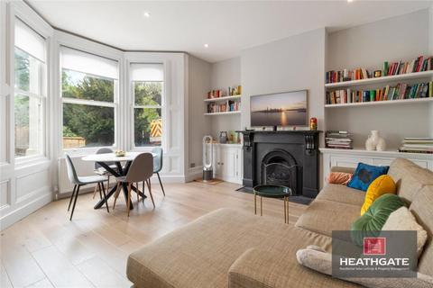 2 bedroom flat for sale, Bishops Road Highgate N6