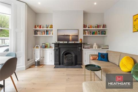 2 bedroom flat for sale, Bishops Road Highgate N6