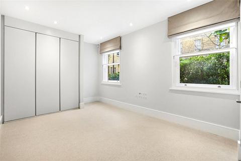2 bedroom apartment to rent, Cavalry Square, London, SW3