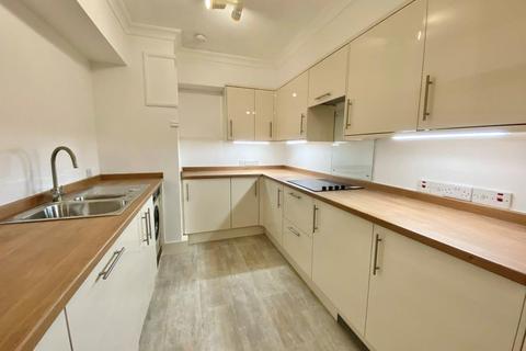 3 bedroom apartment for sale, Royal Marina Court, Beacon Terrace, Torquay