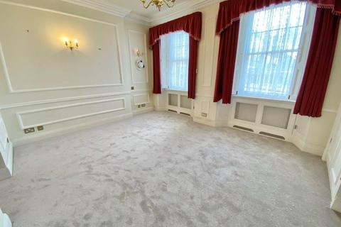 3 bedroom apartment for sale, Royal Marina Court, Beacon Terrace, Torquay