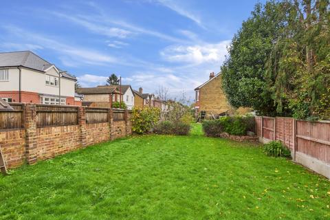 3 bedroom end of terrace house for sale, Old Charlton Road, Shepperton, Surrey, TW17
