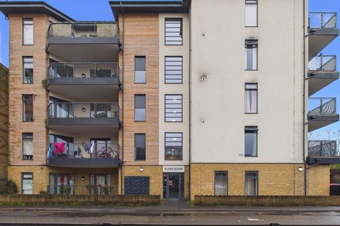 Bishops Road, Slough, Berkshire, SL1