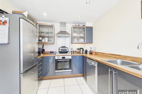4 bedroom semi-detached house for sale, Mays Close, Reading RG6