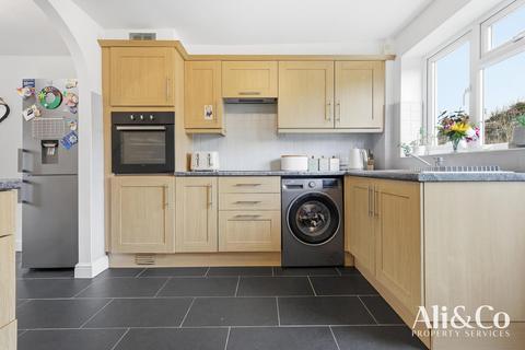 undefined, Hudson Close, stanford-le-hope