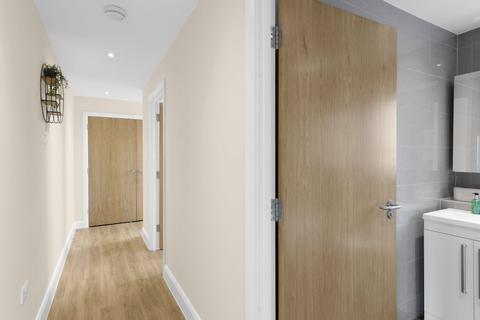 1 bedroom apartment to rent, TW19 Heathrow Living 01