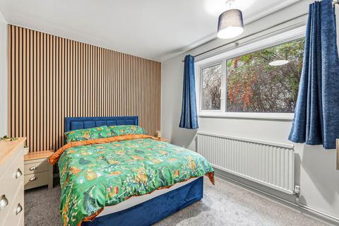 undefined, Godric Place - BR