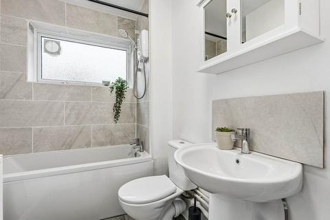 undefined, Godric Place - BR