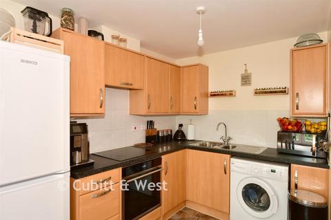 2 bedroom apartment for sale, Jacobs Court, Crawley RH10