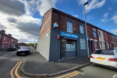 Convenience store to rent, 9-13 Schofield St Manchester M11 4RB
