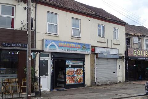 Retail property (high street) to rent, 33 Featherstone Rd Southall UB2 5AB