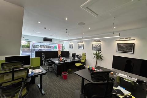 Retail property (high street) to rent, 94E Whiteladies Rd Bristol BS8 2QX