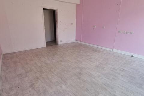 Retail property (high street) to rent, 22 Castle St Trowbridge BA14 8AS