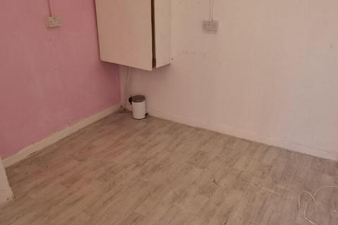 Retail property (high street) to rent, 22 Castle St Trowbridge BA14 8AS