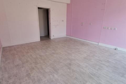 Retail property (high street) to rent, 22 Castle St Trowbridge BA14 8AS