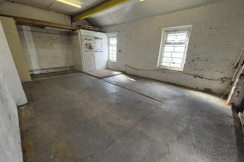 Warehouse to rent, Shails Ln Trowbridge BA14 8LN