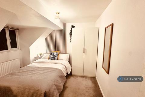 undefined, Ashbourne Road, Mitcham, CR4