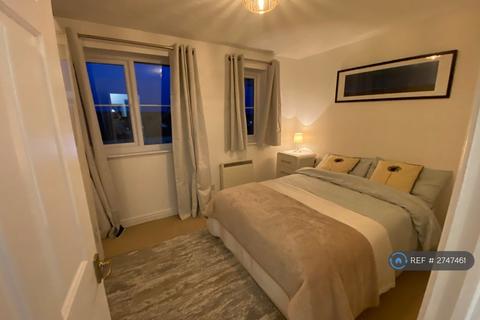 1 bedroom flat to rent, Lucas Gardens, London, N2