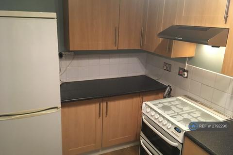1 bedroom flat to rent, Ranyard Close, Chessington, KT9