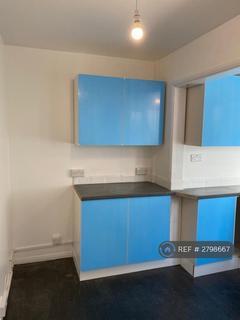 2 bedroom bungalow to rent, Yew Way, Jaywick, Clacton-On-Sea, CO15