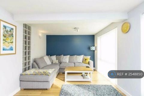 3 bedroom terraced house to rent, Concorde Drive, Bristol, BS10