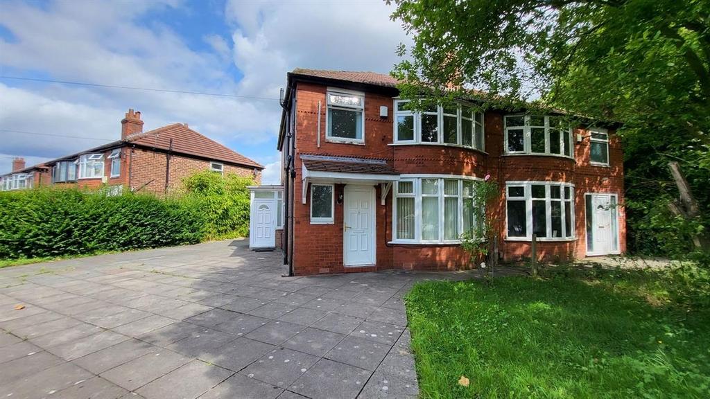 Well-presented semi-detached red-brick house wi...