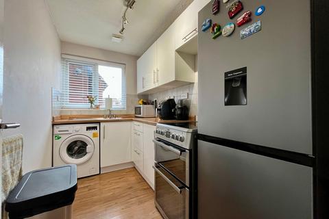 2 bedroom chalet for sale, Chatsfield, Peterborough PE4