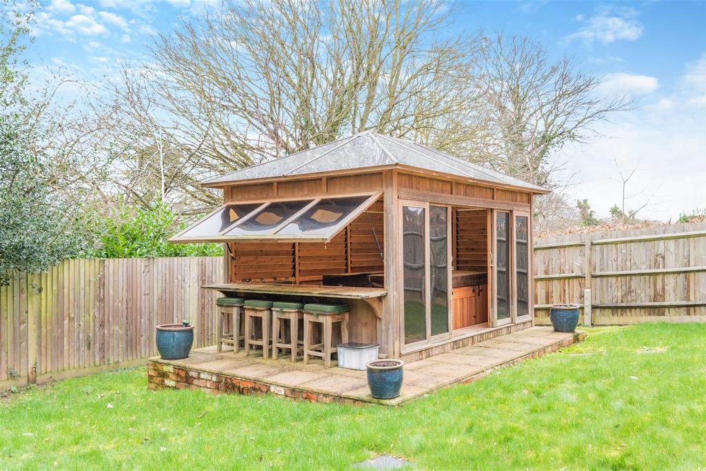 Hot Tub Shelter